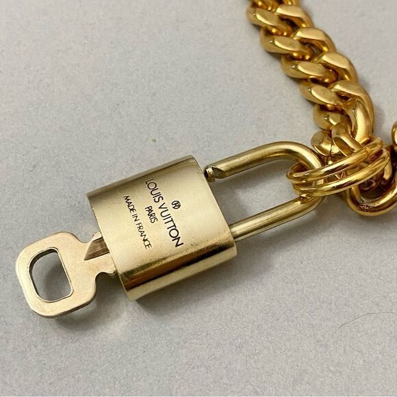 LOUIS VUITTON Lock and key 🔐 on Gold Tone Necklace #307 - Picture 4 of 15